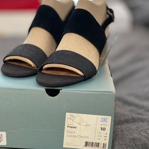 NWT…. Tom’s Poppy suede/denim sandals. Size 10, but fits like 9 or 9.5.